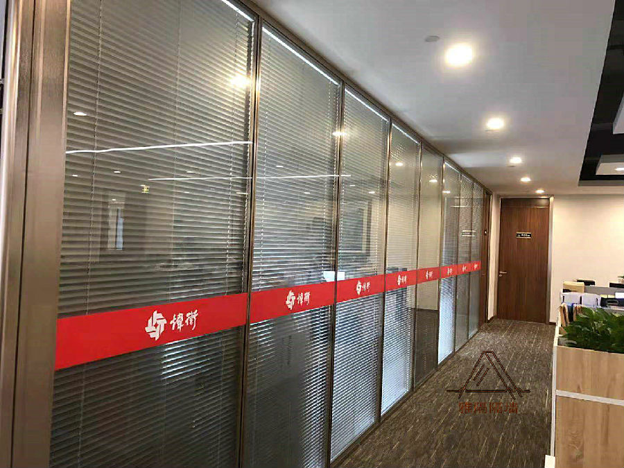 玫瑰金百葉隔斷